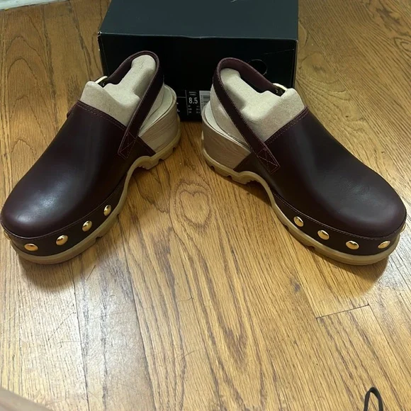 NIB SOREL ROAM’N CLOG™ RVT Women's Clog - Redwood, Redwood - Picture 3 of 6